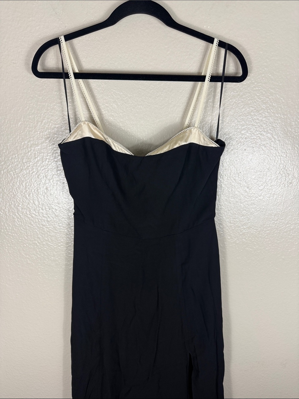 Reformation Abrielle Dress in Black - Picture 7 of 11